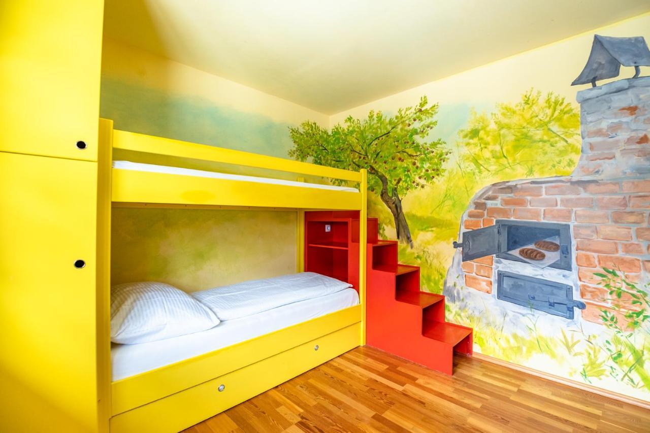 Kinderhotel Appelhof Murzsteg ภายนอก รูปภาพ